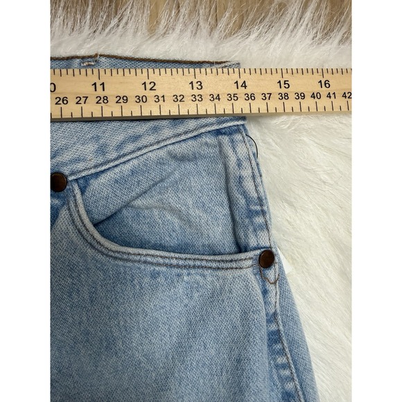 Wrangler-80s/90s Vtg, Light Blue, High Rise, Cowboy Cut, Women's Jeans. Sz-9x36 - Picture 8 of 10